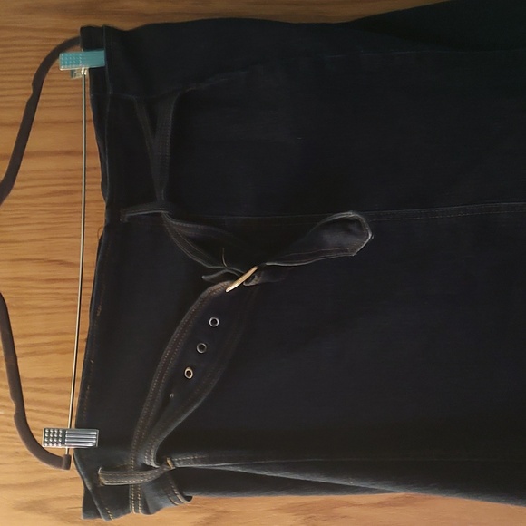 Beautiful Jean Skirt Size 3X - Picture 3 of 5